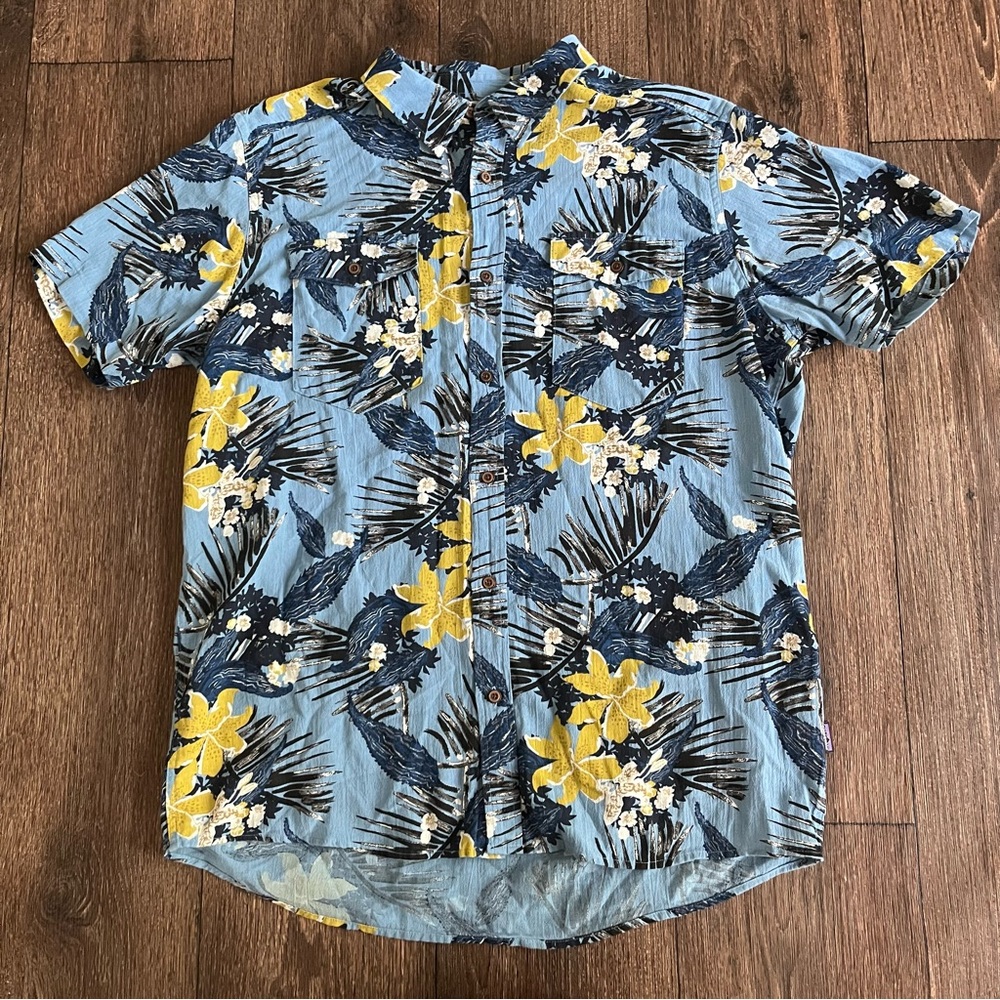 Patagonia Blue Yellow Floral Short-Sleeve Button-Down Shirt